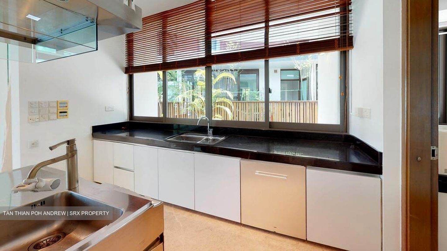 Ocean Drive (D4), Detached #501308761